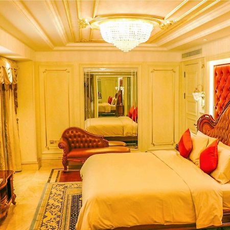 ホテル Wyndham Grand Kunming East エクステリア 写真