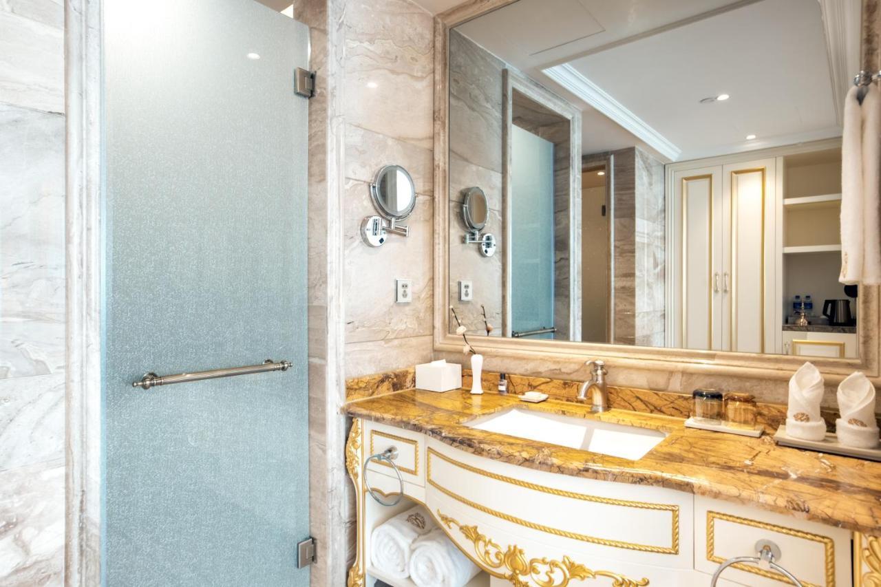 ホテル Wyndham Grand Kunming East エクステリア 写真