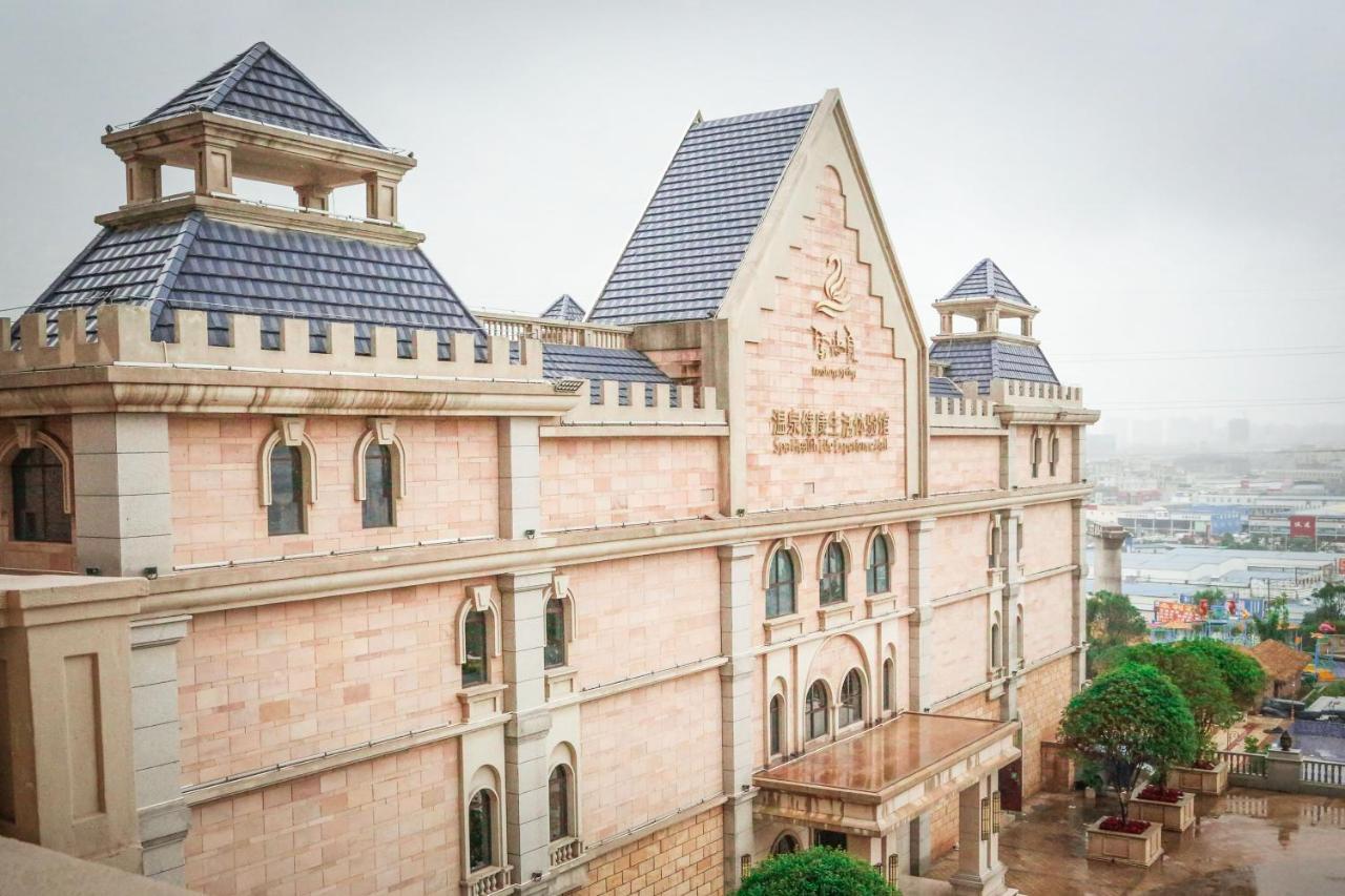 ホテル Wyndham Grand Kunming East エクステリア 写真