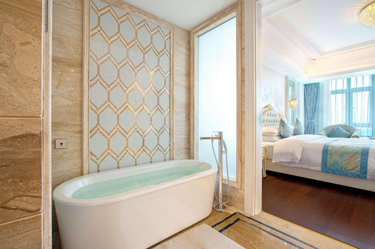 ホテル Wyndham Grand Kunming East エクステリア 写真